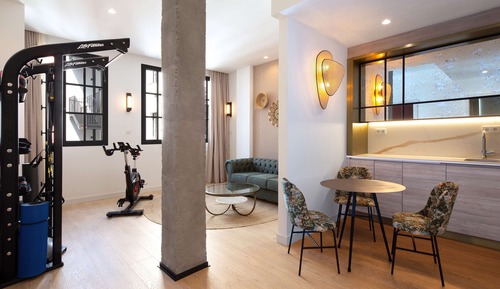 Habitación, 1 cama de matrimonio grande (Five Feet to Fitness)