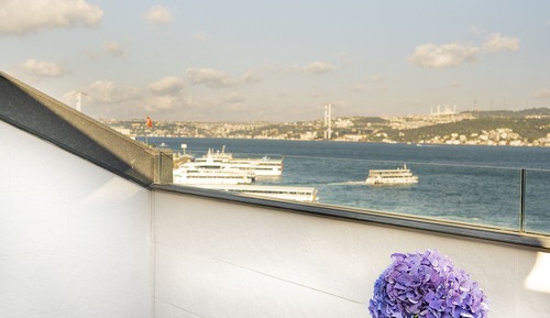 Horizon, Suite junior, terraza