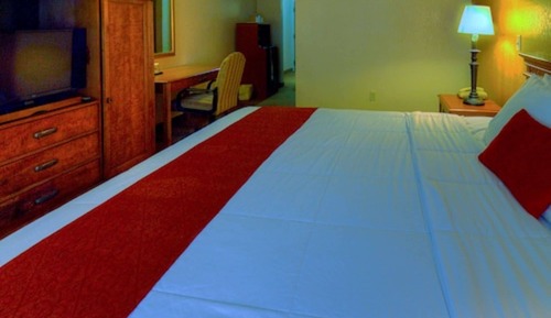 Habitación (One King and 1 Bunk Bed)