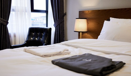 Suite, en esquina