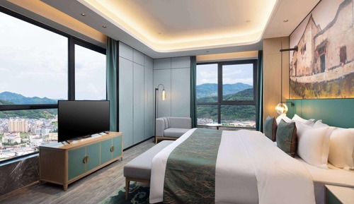 Suite ejecutiva, 1 cama de matrimonio grande, no fumadores, vistas al río
