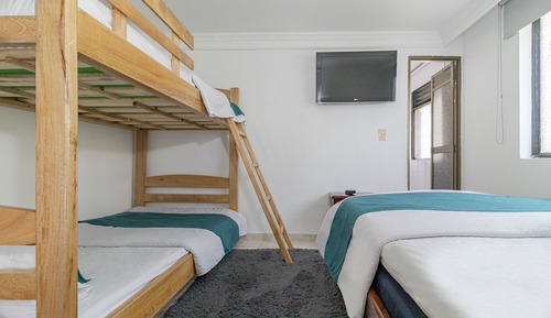 Habitación cuádruple económica
