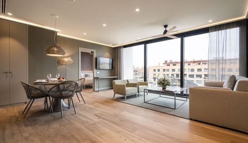Apartamento de lujo, 2 habitaciones, terraza, vistas a la ciudad