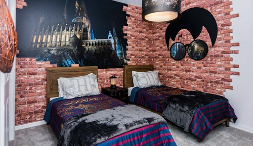 Casa (Multiple Bedrooms)