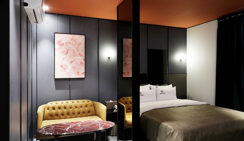 Habitación (Air Dress Room)