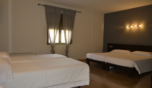 Habitación cuádruple básica