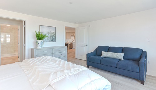 Apartamento de lujo, balcón, vistas al puerto