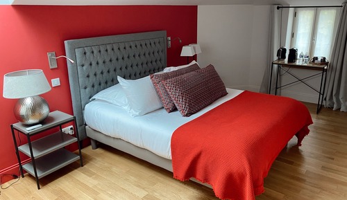 Habitación clásica doble, baño privado, vistas al viñedo (Les Groseilles)