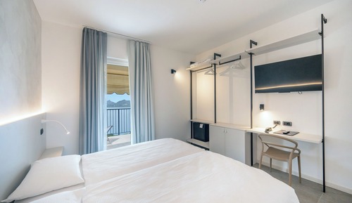 Habitación doble superior, vistas al lago