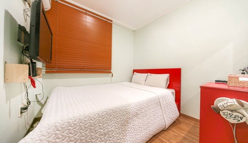 Room (Special Room)
