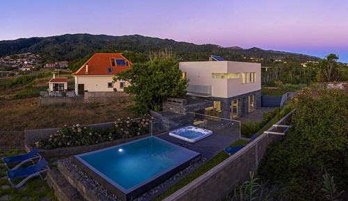 Basic House, Multiple Beds