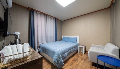 Room (Standard Room (Bed OTT))