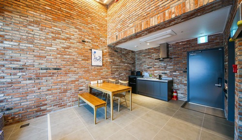 Room (Suite - Breakfast Service (Double 2 B)