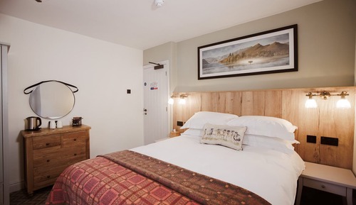 Habitación clásica con 1 cama doble o 2 individuales