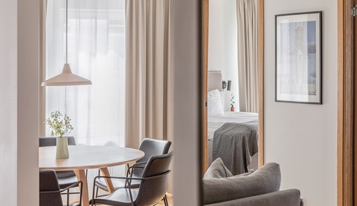 Suite, balcón