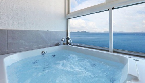 Habitación (A-203 duplex spa)