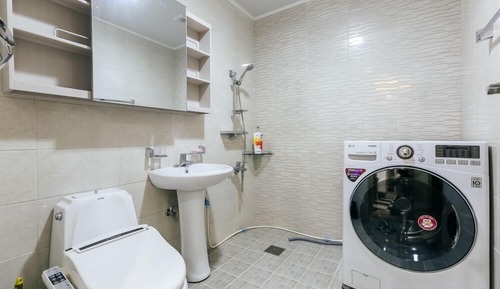 Habitación (Byulbit)