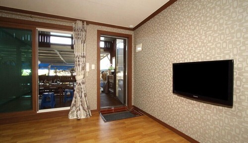 Habitación (Jumok)