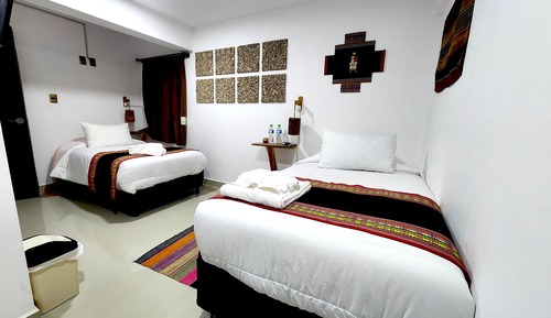 Habitación Confort con 2 camas individuales, baño privado