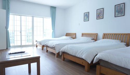 Habitación familiar (4 Single Beds)