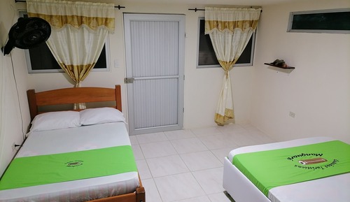 Habitación triple de luna de miel, baño privado