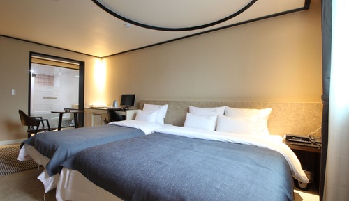 Habitación con 2 camas individuales