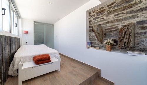 Estudio básico, 1 cama doble