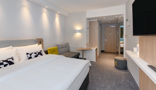 Habitación estándar, 1 cama de matrimonio con sofá cama