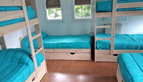 Dormitorio compartido, solo para mujeres (1 bed in 6-beds shared bedroom)