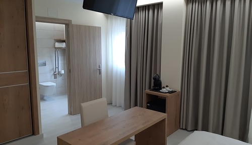 Habitación Confort con 2 camas individuales, accesible para personas con discapacidad