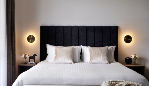 Standard Room, 1 King Bed, Accessible Bathroom, City View