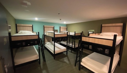 Dormitorio compartido básico (for 8 Pax)