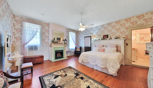 Habitación individual romántica, 1 cama de matrimonio grande, bañera de hidromasaje