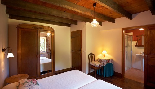 Habitación con 1 cama doble o 2 individuales (II)