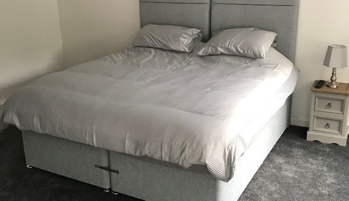 Habitación clásica con 1 cama doble o 2 individuales