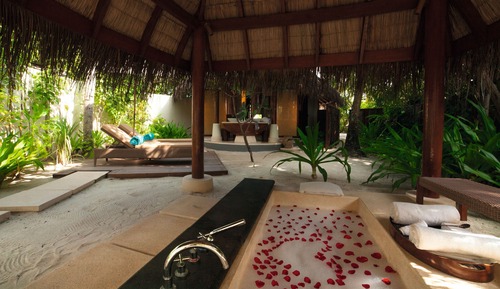 Villa (Beach)