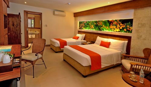 Habitación Deluxe, balcón (Poolside)