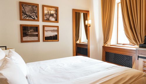 Habitación doble, vistas al río