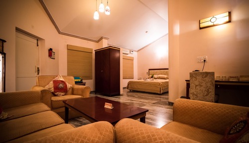 Estudio ejecutivo, 1 cama de matrimonio