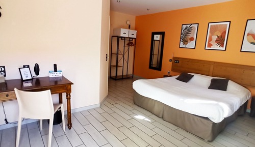 Habitación Confort (3 people)