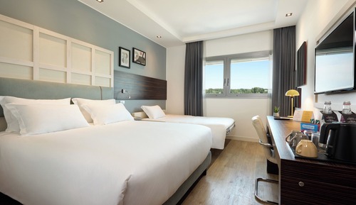 Habitación estándar, 1 cama de matrimonio con sofá cama