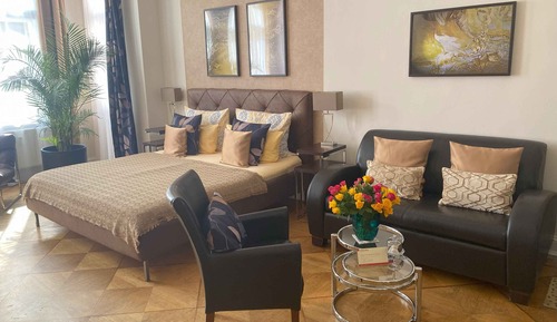 Habitación Confort doble, varias camas (Modern)