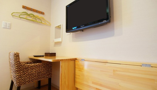 Habitación con 2 camas individuales, baño privado