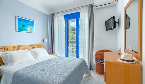 Luxury Apartment, Sea View (with kitchen)