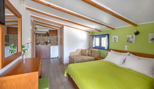 Double Room, Kitchen