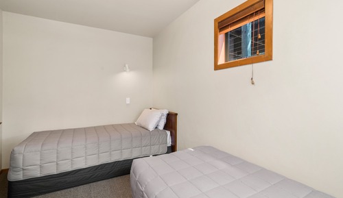 Apartamento, 2 habitaciones, balcón
