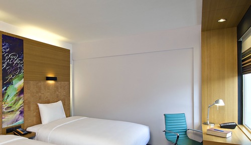 Habitación, 2 camas de matrimonio, no fumadores, vistas a la piscina