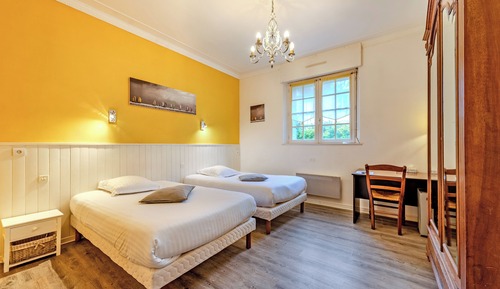 Habitación con 1 cama doble o 2 individuales
