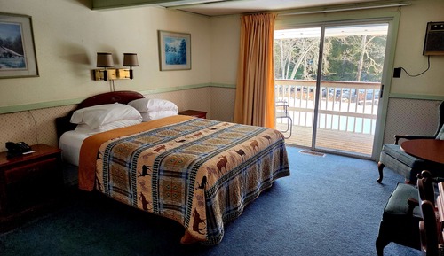 Habitación económica, 1 cama de matrimonio, vistas al río