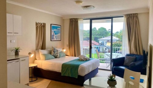 Estudio superior, cocina básica (Studio Apartment 1Nt)
